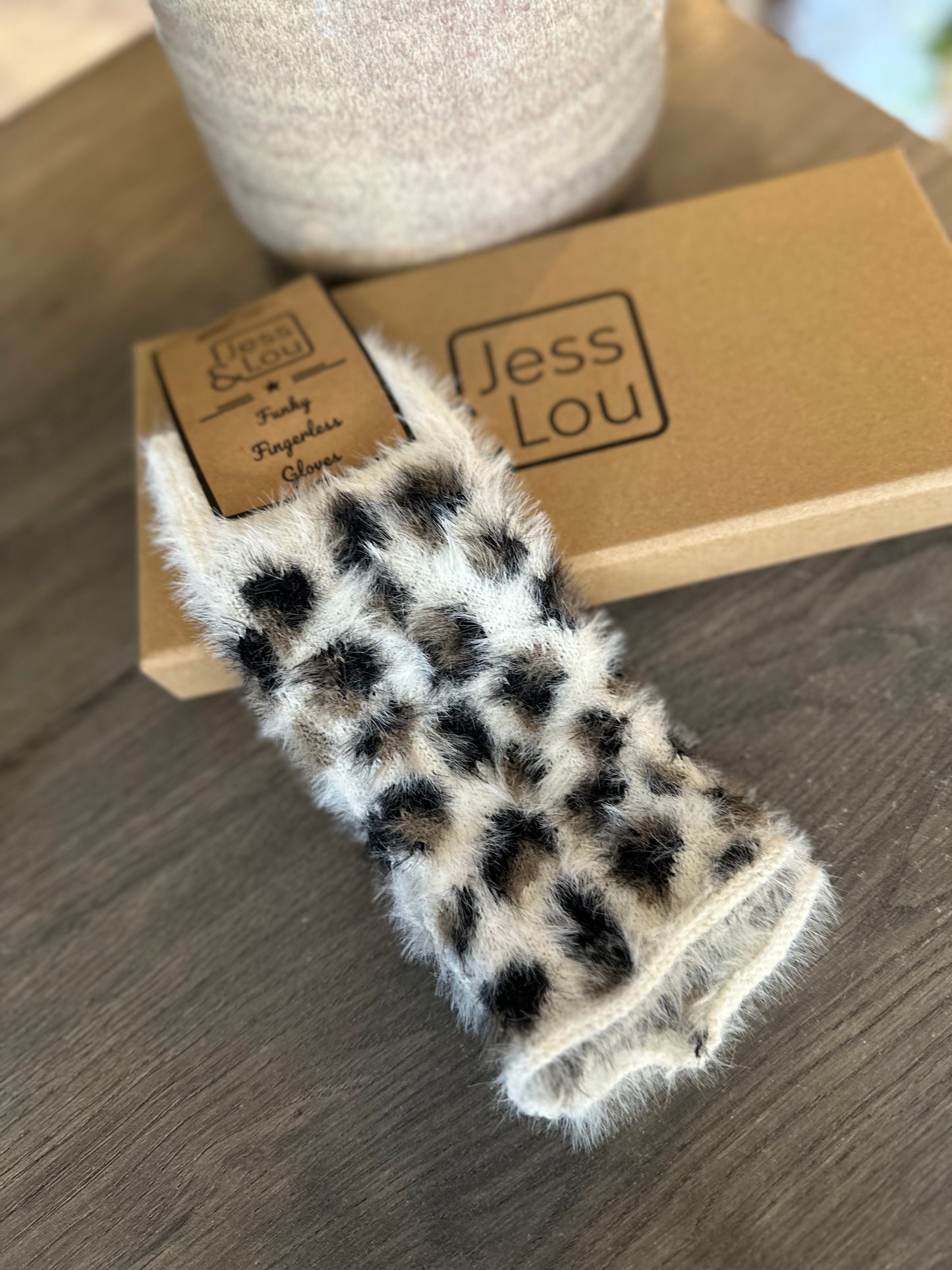 Jess & Lou Leopard Style Fingerless Gloves