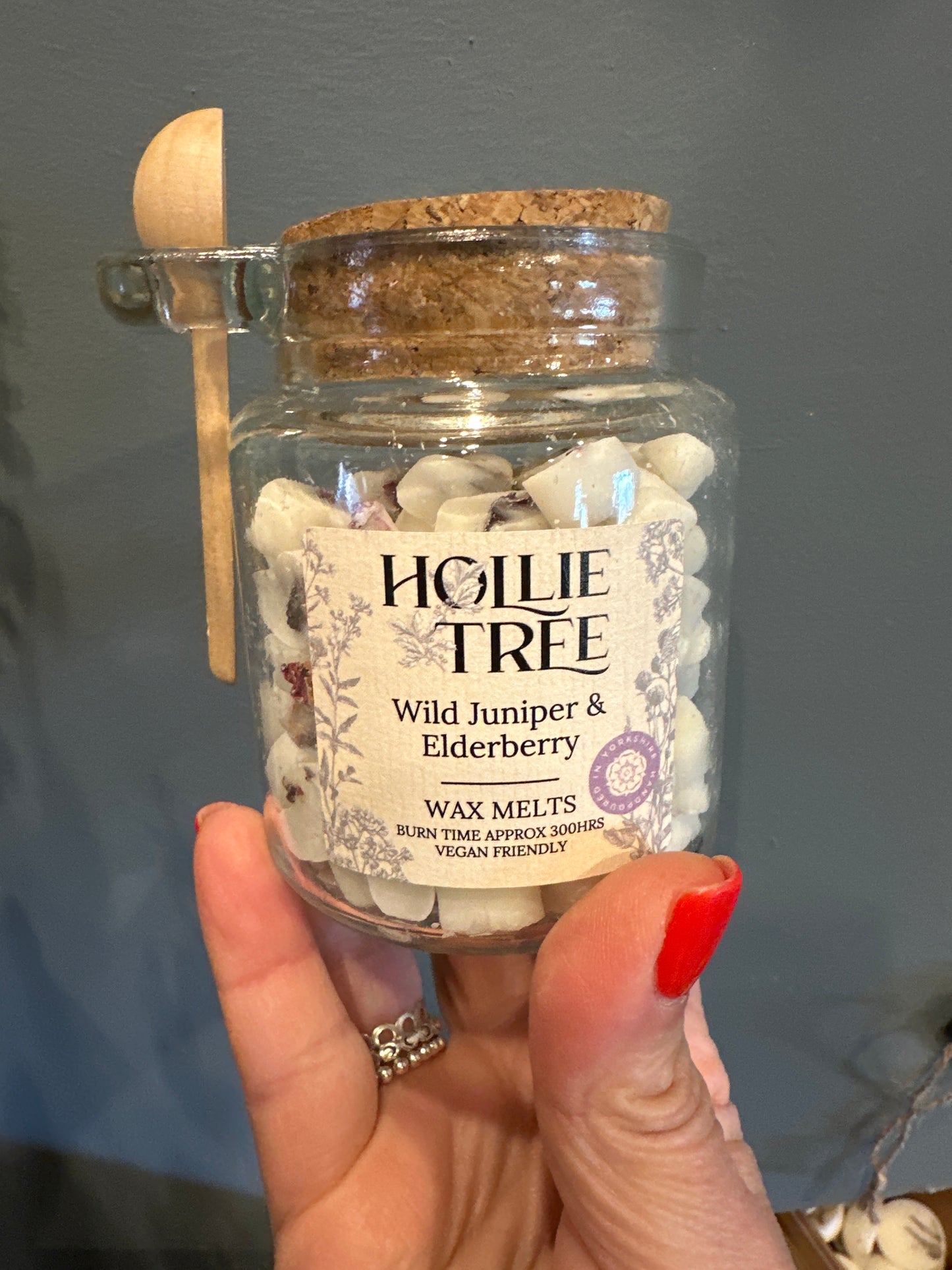 Hollie Tree Melting Wax Pot Melts ~ Burn Time of around 300Hrs