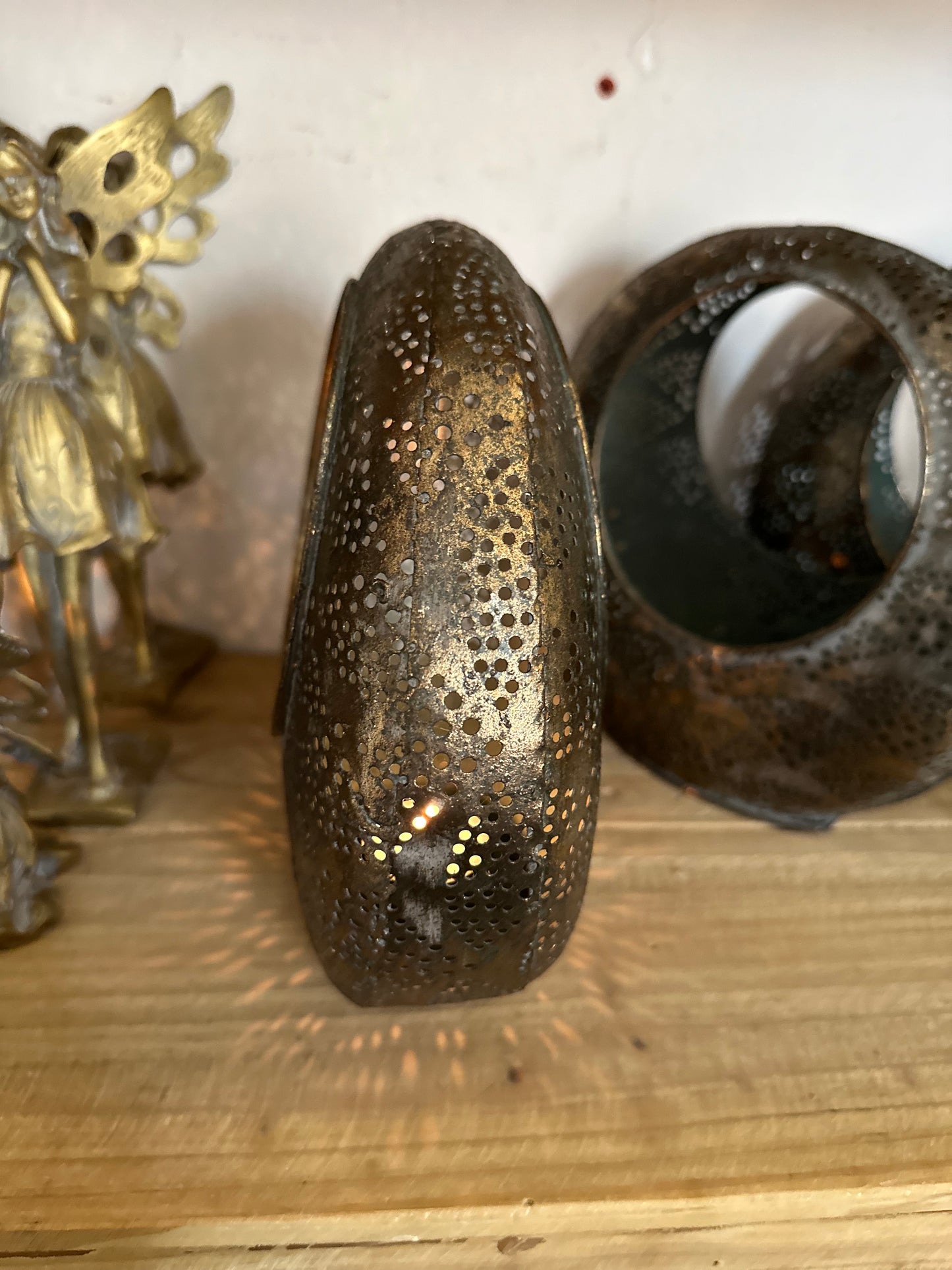 Gold Metal Round Candle Holder