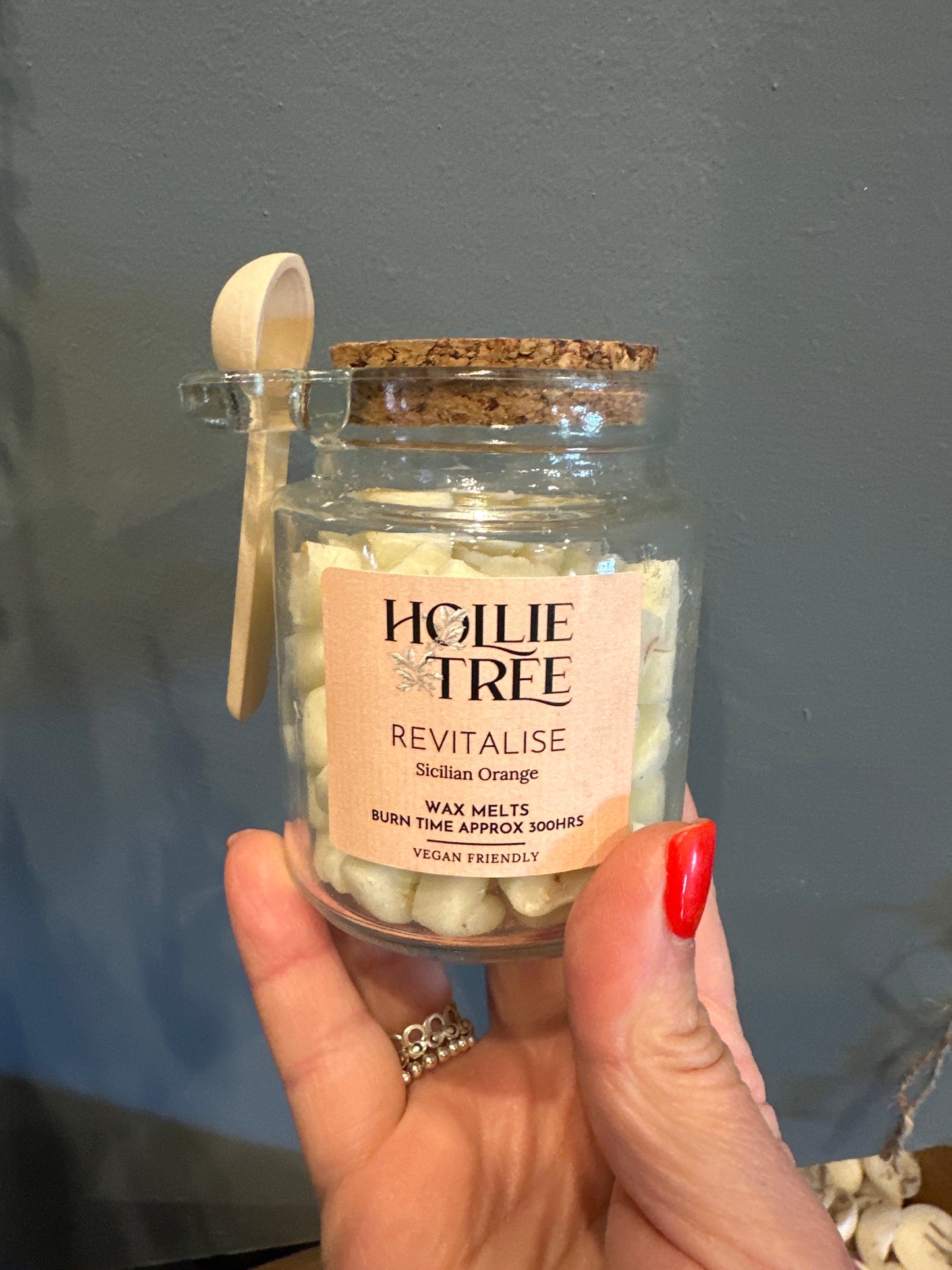 Hollie Tree Melting Wax Pot Melts ~ Burn Time of around 300Hrs