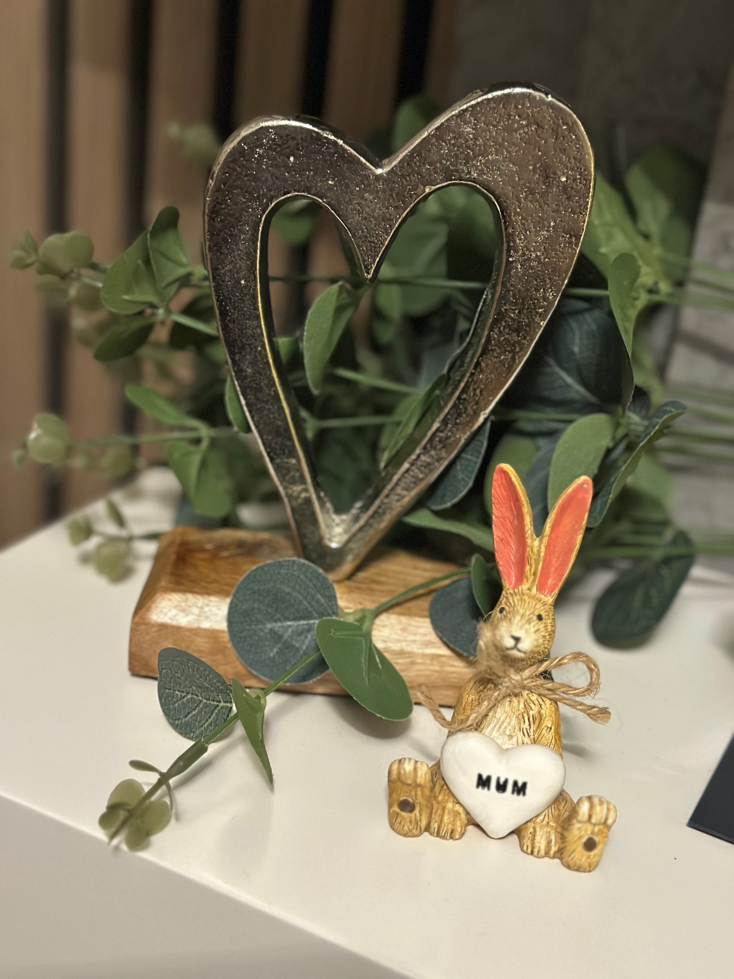 Cute Sitting Mum Heart Rabbit