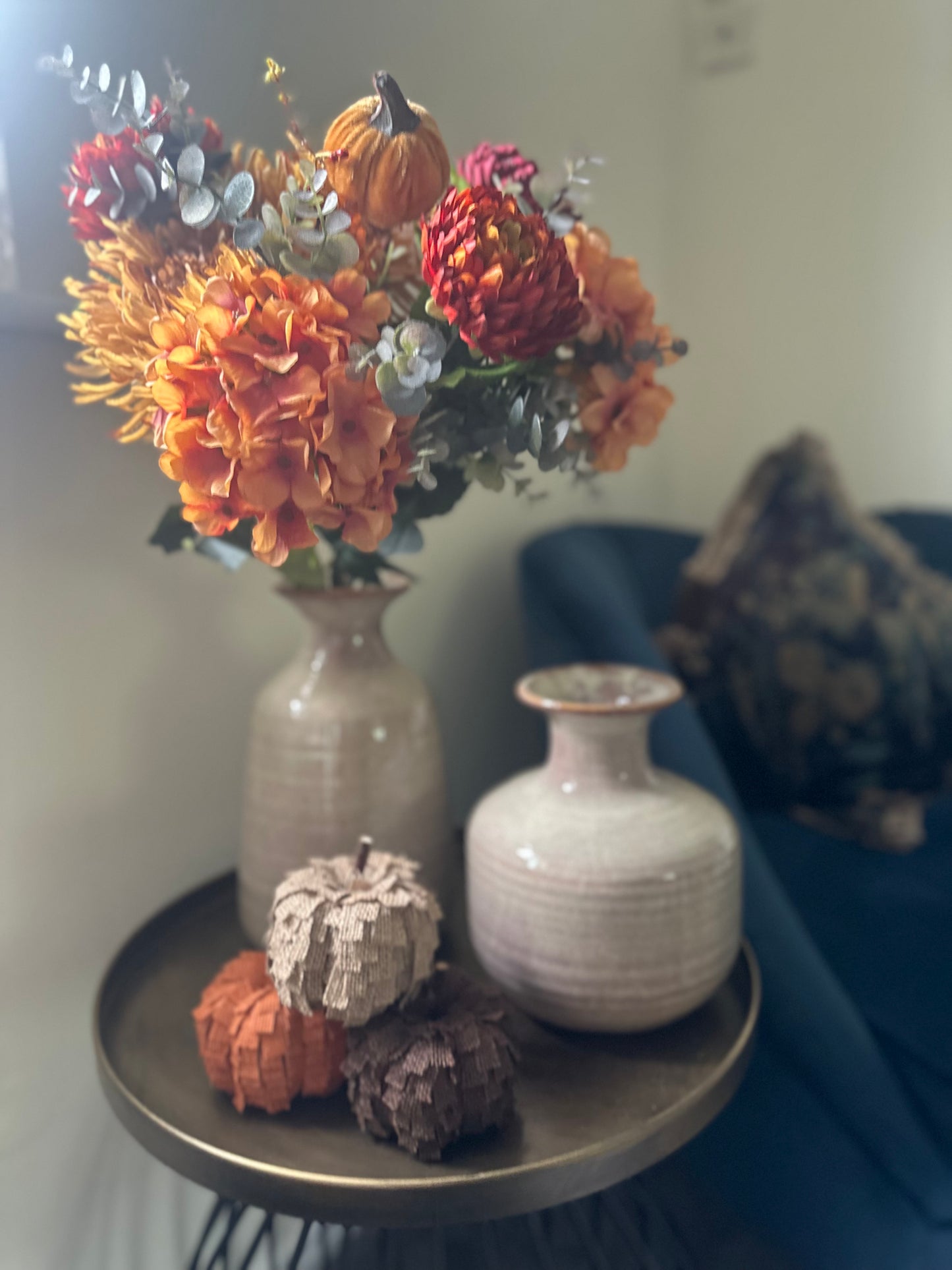 Natural Ripped Squat Vase - Decorative & Stylish Addition to Any Space