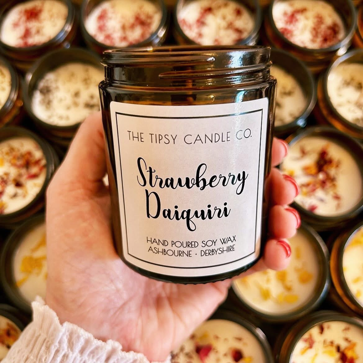 Tipsy Candle Cocktail Style ~ 35hrs Burn Time Mojito Strawberry Daiquiri 14 to Choose from