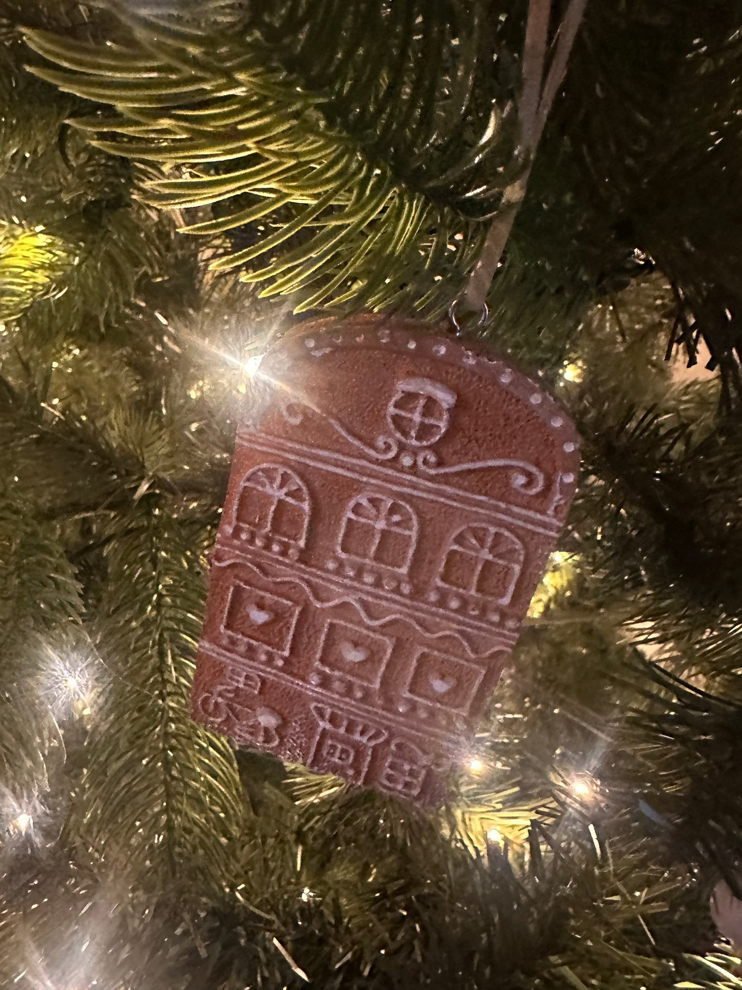 Resin Gingerbread House Tree Decor ~ Set of One Of Each