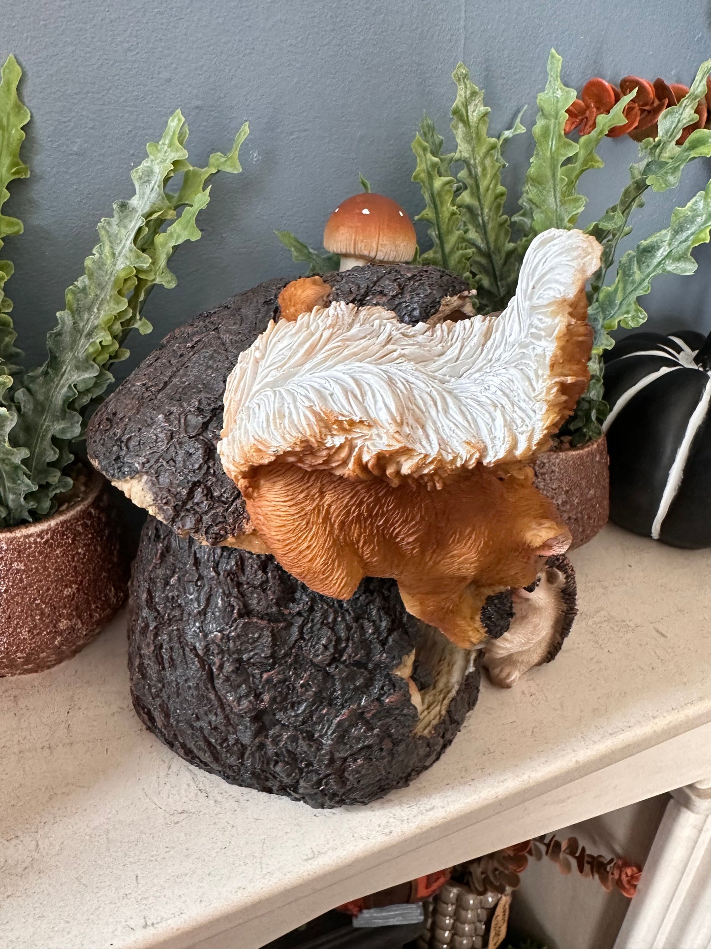 Gorgeous Log Decorative House with Squirrel Robin and Hedgehog