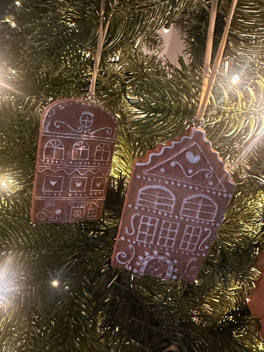 Resin Gingerbread House Tree Decor ~ Set of One Of Each