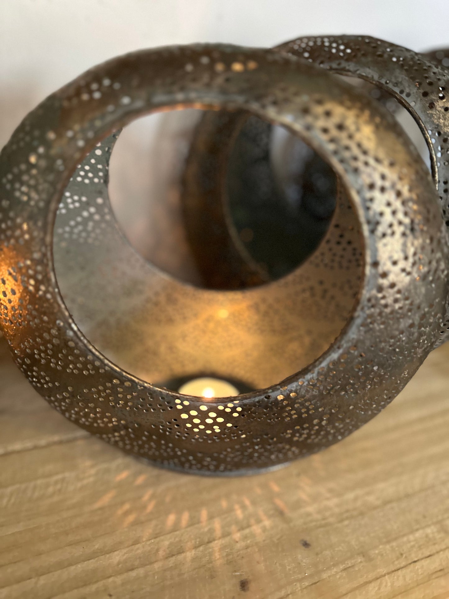 Gold Metal Round Candle Holder