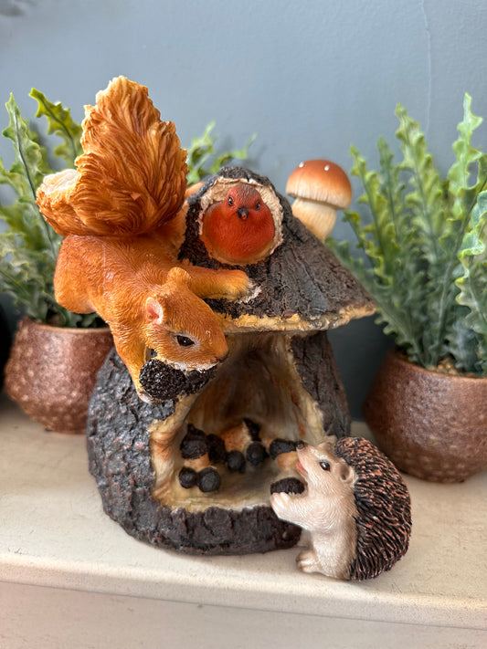 Gorgeous Log Decorative House with Squirrel Robin and Hedgehog