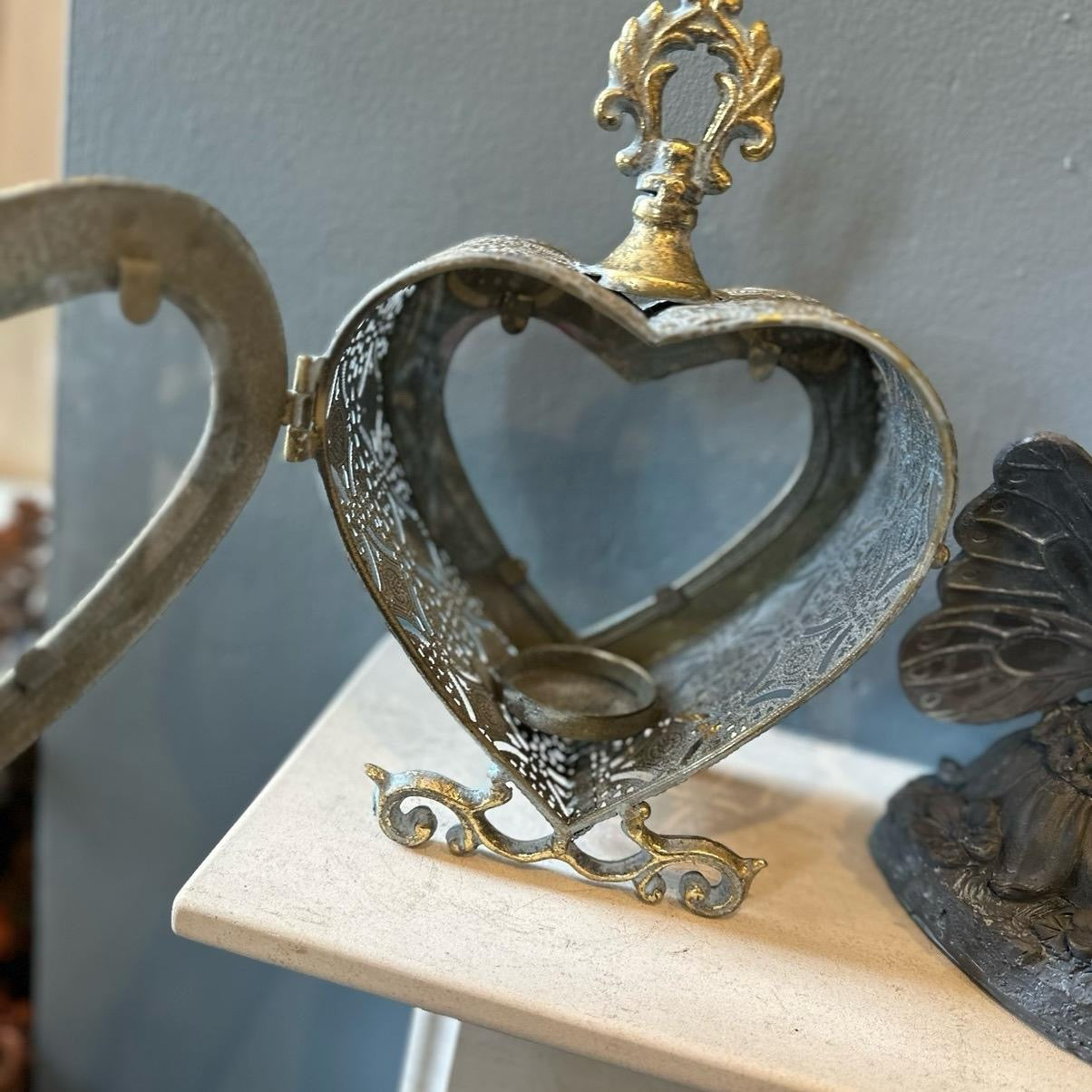 Gold Metal Large Heart Tealight Holder