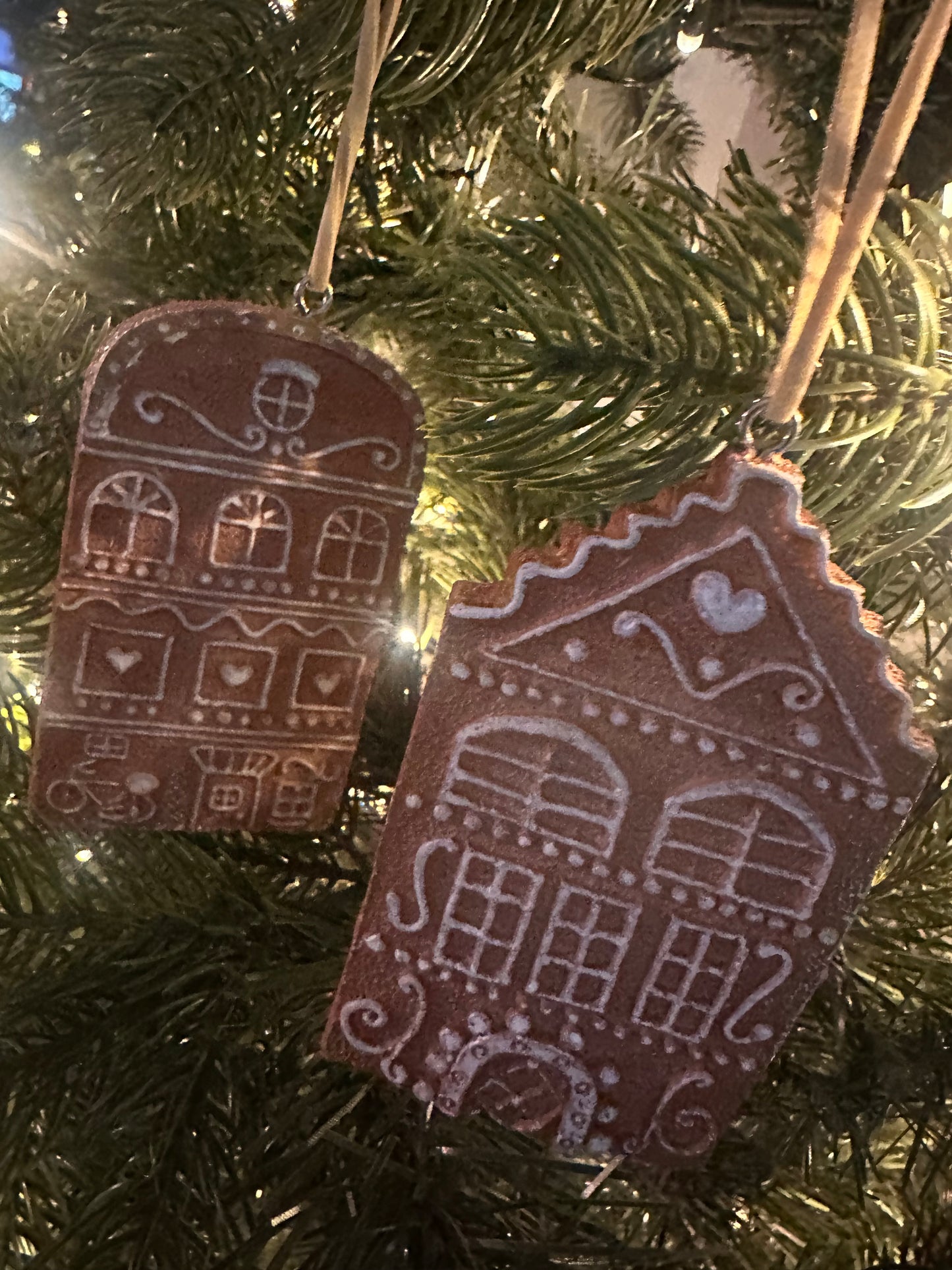 Resin Gingerbread House Tree Decor ~ Set of One Of Each
