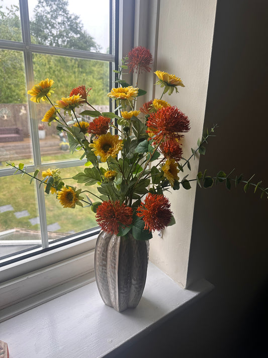 Seed Pop Natural Coloured Vase complete with faux flowers