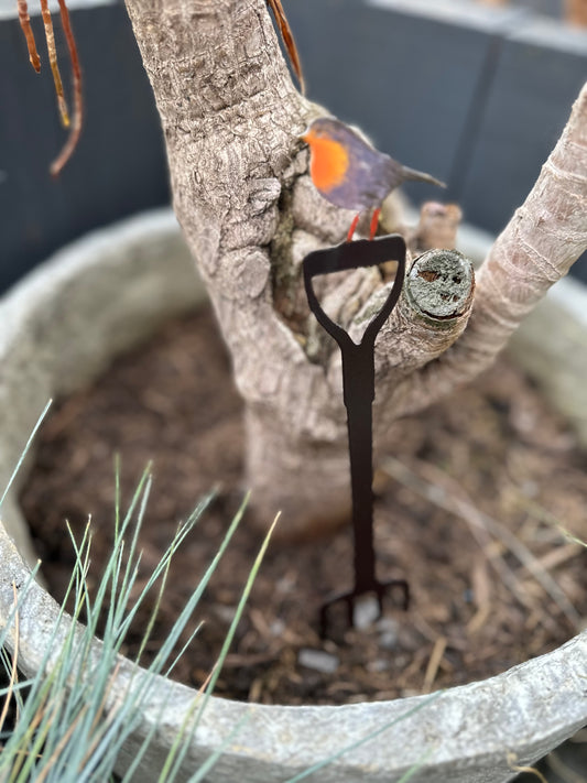 Metal Robin Mini Plant Spade Stake