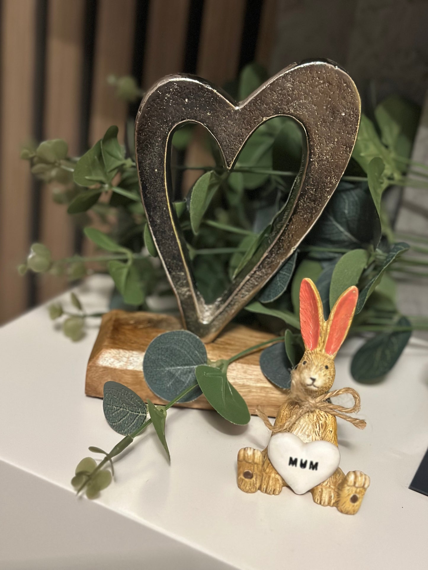 Cute Sitting Mum Heart Rabbit