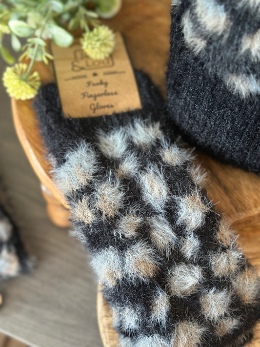 Jess & Lou Leopard Style Fingerless Gloves