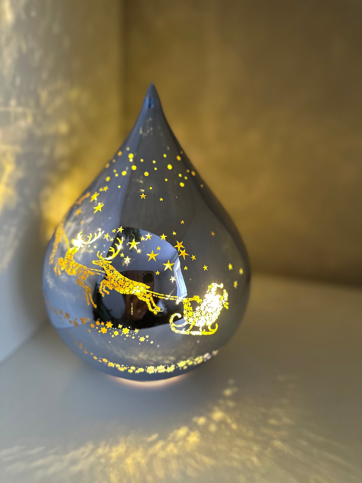 Led Twinkling Teardrop Santa Sleigh Christmas Decor