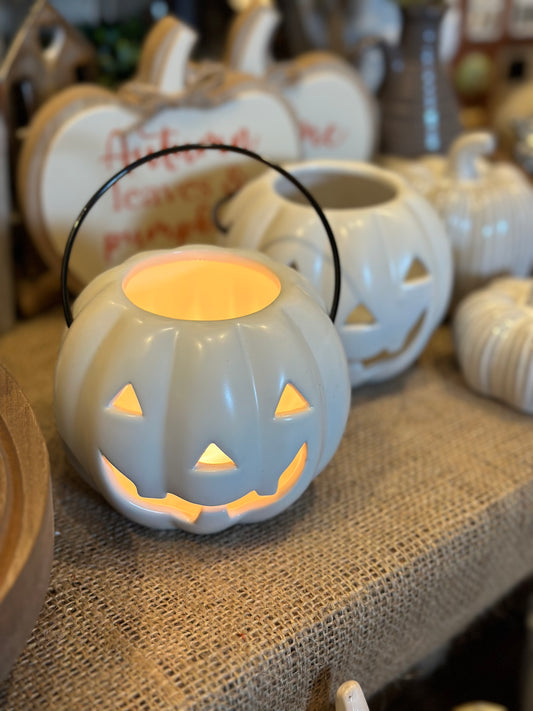 White Ceramic Pumpkin Tealight Holder